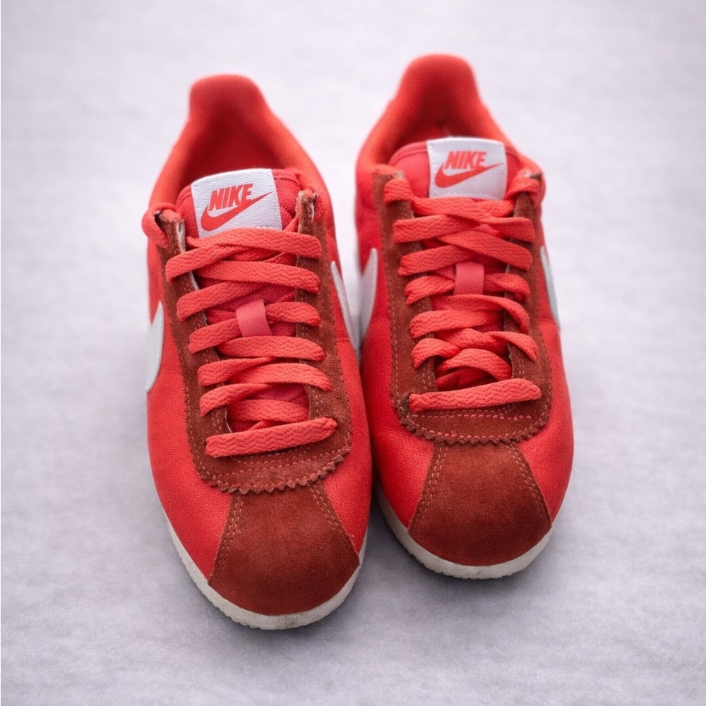 Nike Retro Sneakers